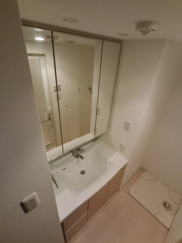 スカイグランデ船橋宮本の独立洗面台