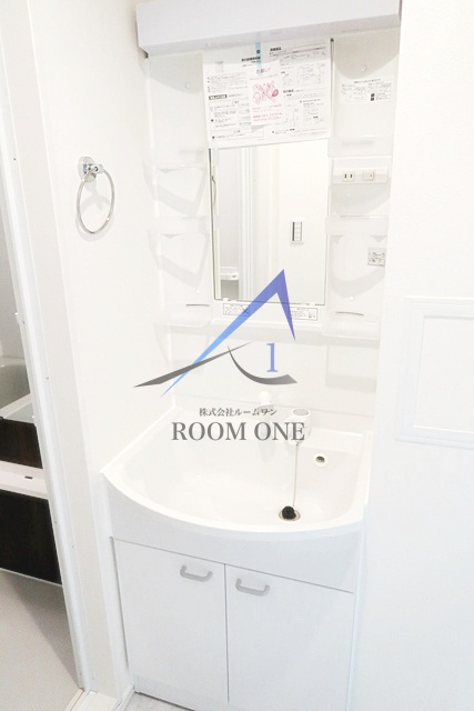 フェリーチェ雑色の洗面所|独立洗面台です。