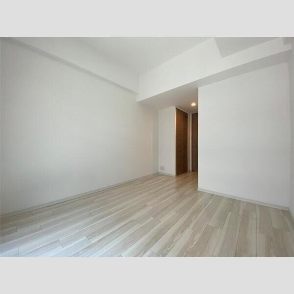 S-RESIDENCE新大阪WESTの居間・リビング