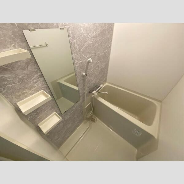 S-RESIDENCE新大阪WESTの浴室