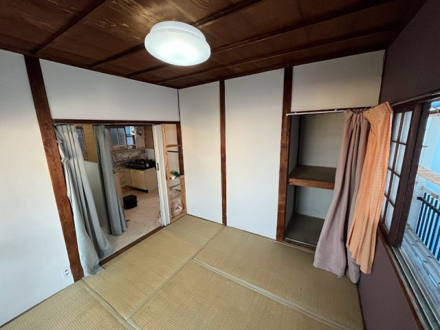 川西市南花屋敷戸建の周辺