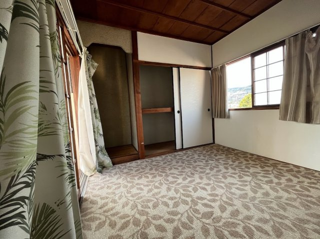 川西市南花屋敷戸建の周辺