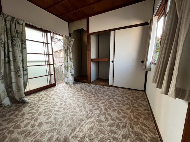 川西市南花屋敷戸建の周辺