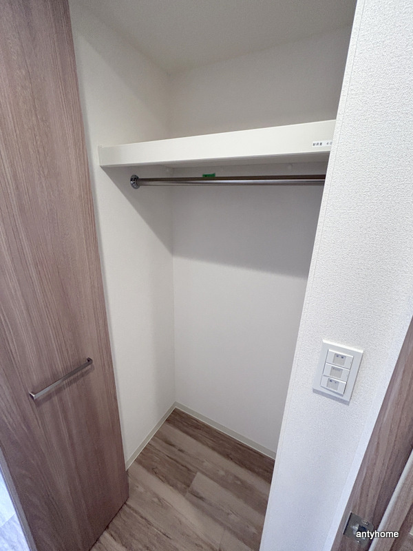 プレサンスドームシティ 仲介手数料無料の収納