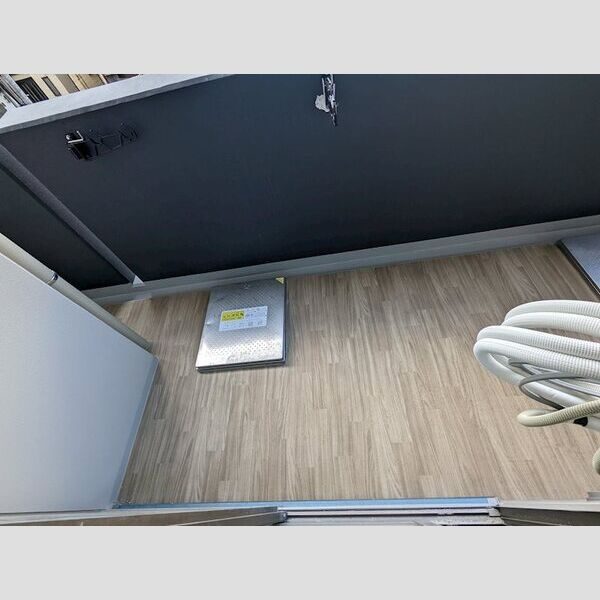 エスリード大阪城EASTのバルコニー