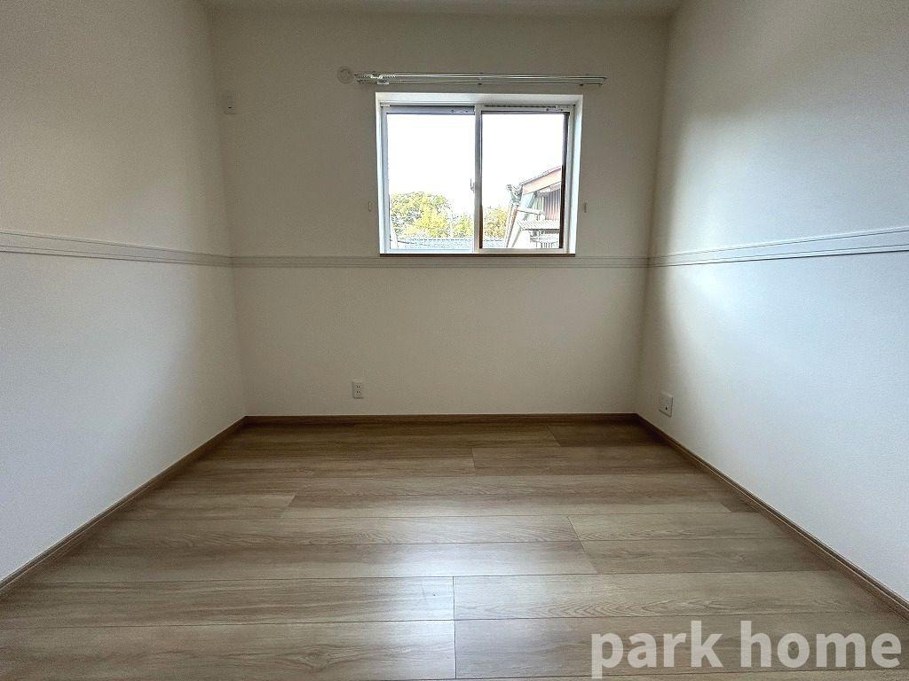 デュオメゾンかもべBの洋室|広々とした洋室です