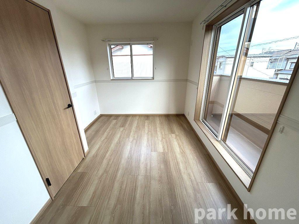 デュオメゾンかもべBの洋室|個人の部屋や寝室として使える洋室です