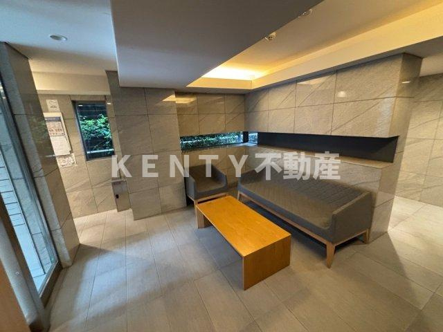 【ロビー】 | Ｏｐｕｓ　ｒｅｓｉｄｅｎｃｅ　Ｍｅｇｕｒｏ　Ｓｅｎｚｏｋｕ | 毎日通るロビーはこのようになっています