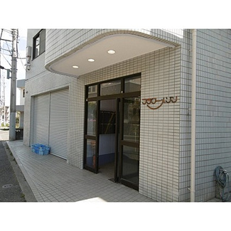 【エントランス】