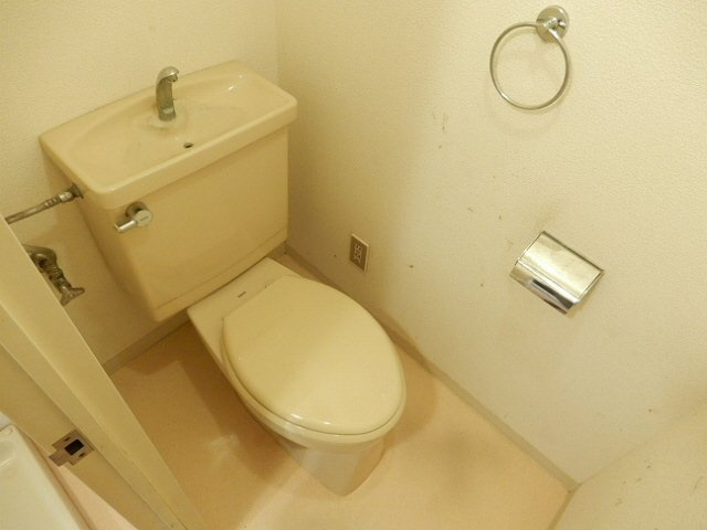 シャトー第一土山のトイレ