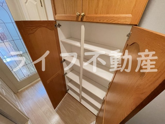 マジェスタ八戸ノ里の収納|専用の収納スペースです