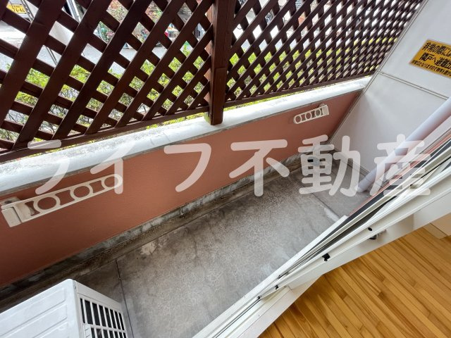 マジェスタ八戸ノ里のバルコニー|暖かな日差しのふりそそぐバルコニー