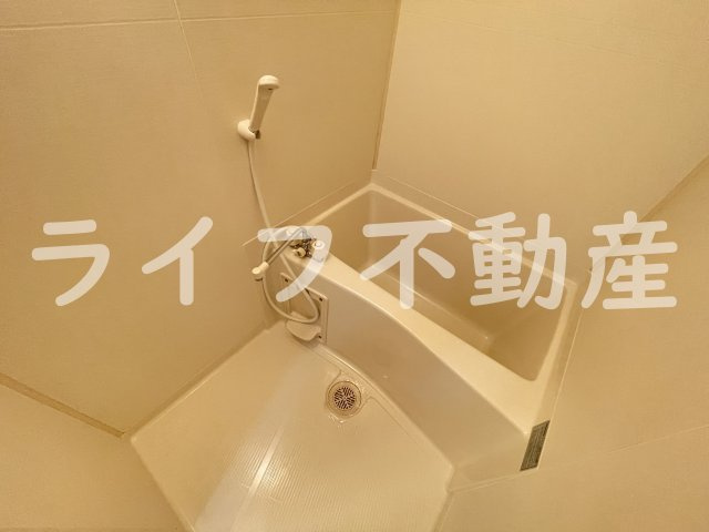 マジェスタ八戸ノ里の浴室|ゆったり過ごせるお風呂です