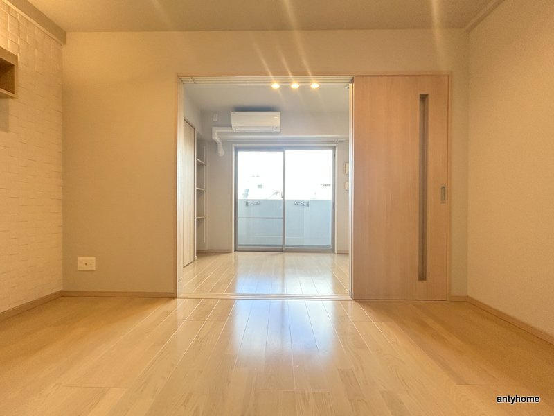 幸court tsukamotoの居間・リビング