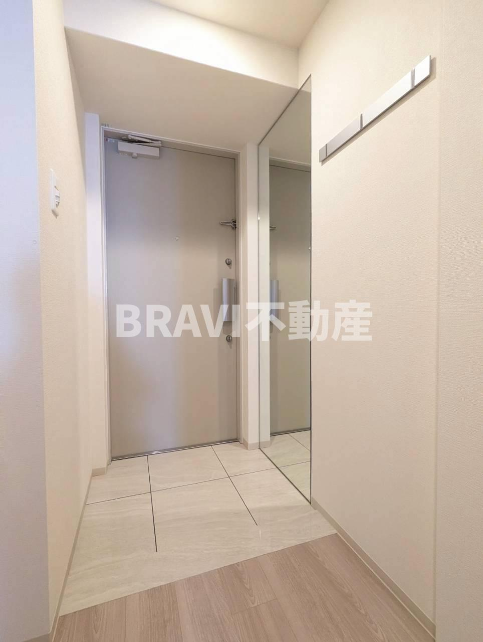 セイワパレス本町東 BRAVI不動産の玄関