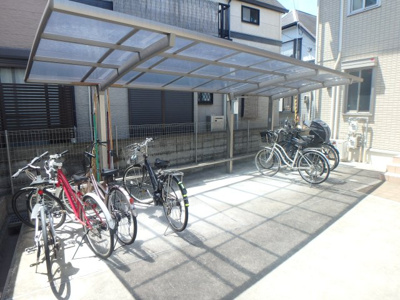 【その他共用部分】 | ブルースカイハイツ | 駐輪場