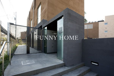 【エントランス】 | イルシエロ・ラ・フォレスタ