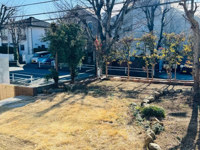八王子市　南陽台　中古戸建ての庭|～ガーデニングなども楽しめる庭付き～