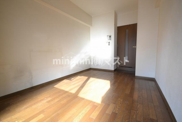 エスリード本町の居間・リビング