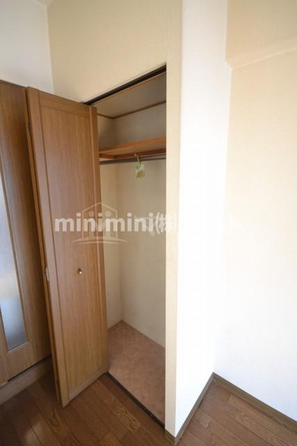 エスリード本町の収納