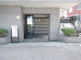 【エントランス】