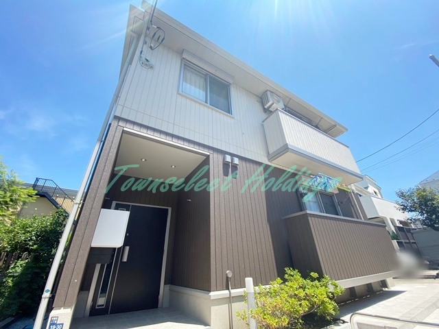 藤沢市本鵠沼２丁目のアパート