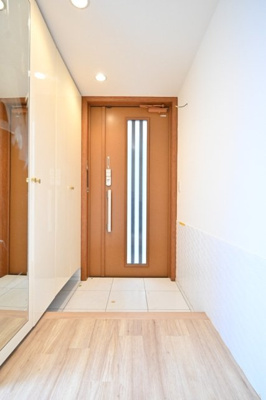 【玄関】 | 新宿７丁目戸建て