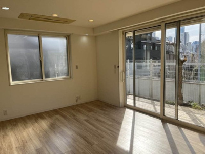 【洋室】 | 新宿７丁目戸建て