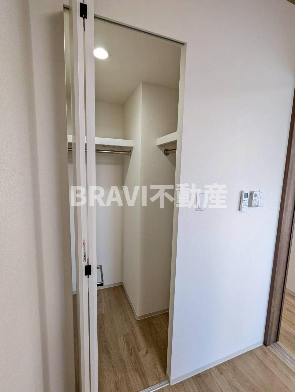 セイワパレス本町東 BRAVI不動産の収納