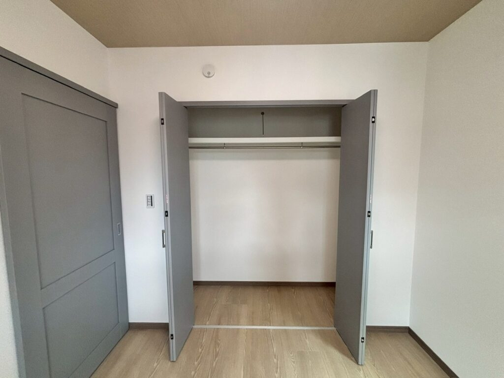 【No.7565】卯垣3丁目/新築戸建/3LDKの収納|洋室クローゼット