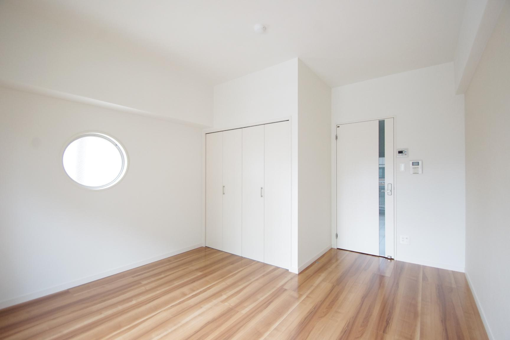 熊本市中央区新屋敷１丁目の賃貸マンションの居間・リビング