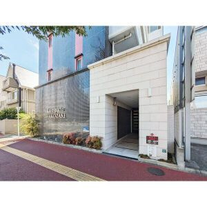 福岡市東区馬出５丁目の賃貸マンションのエントランス