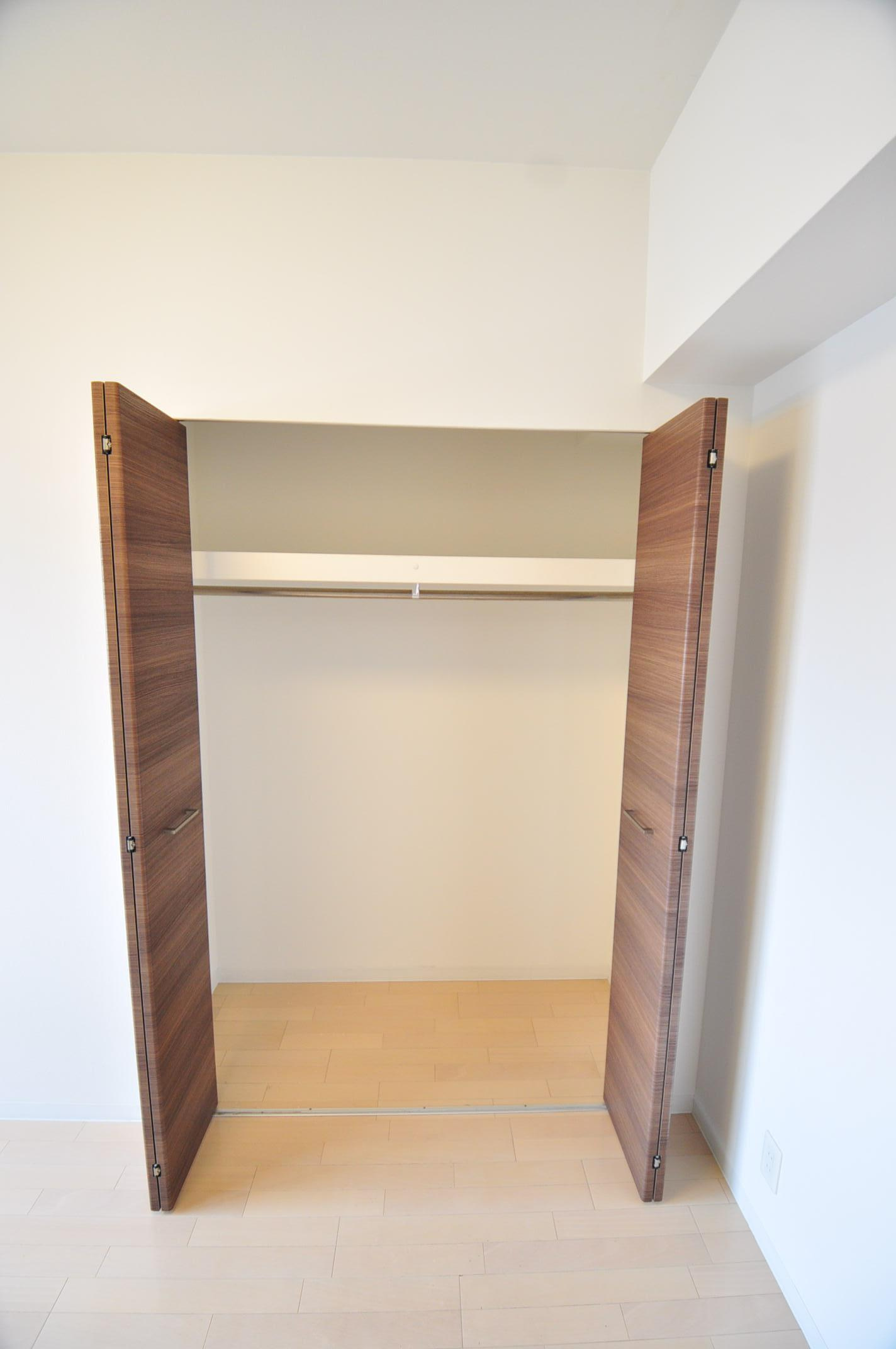 大阪市都島区中野町２丁目の賃貸マンションの収納