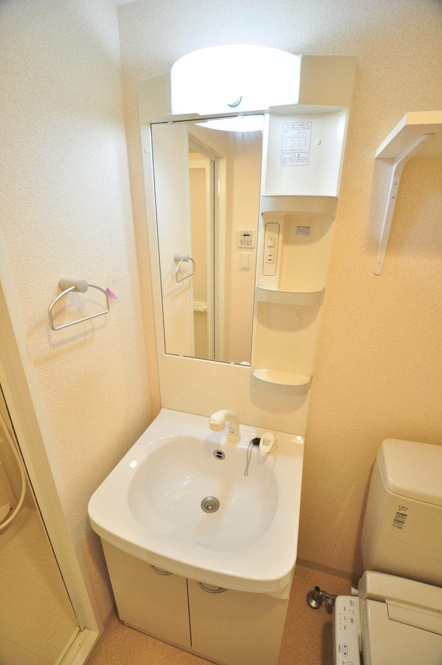 大阪市都島区中野町２丁目の賃貸マンションの洗面所