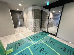 【エントランス】 | M-chris | 天満橋クリスビル　エントランス