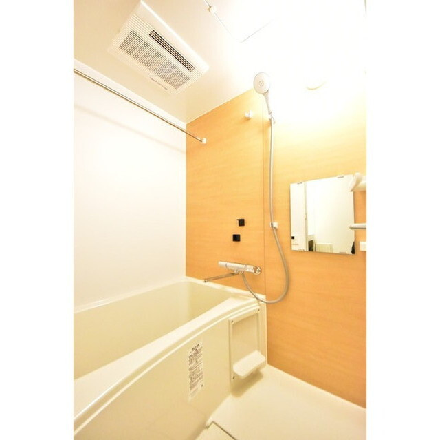 RJカーサ桜新町の内装|明るい室内です