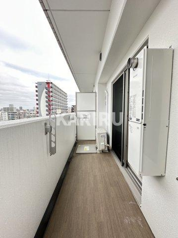 セントルイス京橋のバルコニー