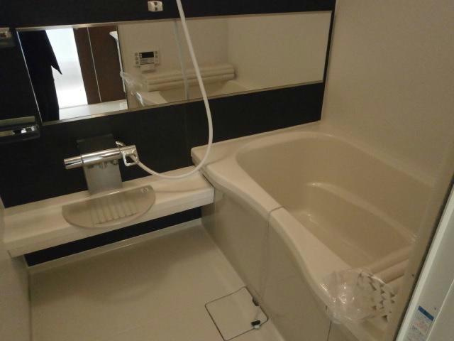 レトアデュエット910の浴室