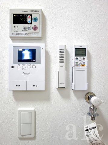 ル・メゾン中野新橋のセキュリティ|訪問者を確認、TVモニター付きインターフォン　　同シリーズ別物件　敷金０礼金0