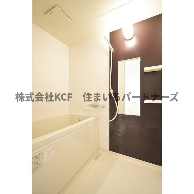 R-BOX津福IIIの浴室|コンパクトで使いやすいお風呂です