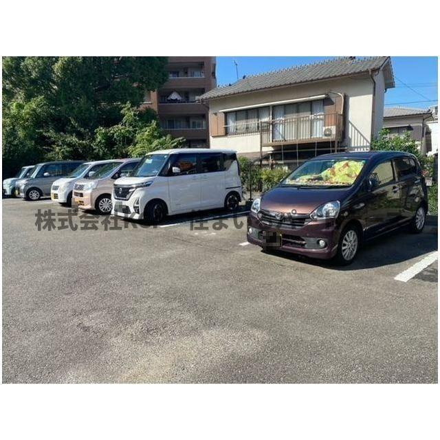 Active Umemitsuの駐車場|駐車場完備です