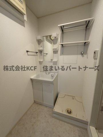 アザレア梅満のその他