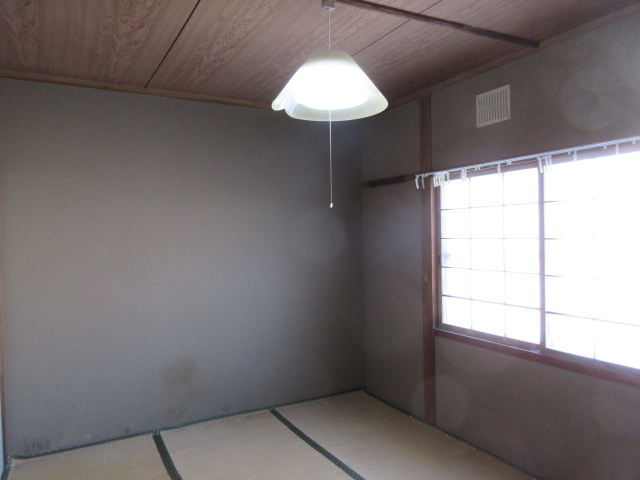 石田ハイツの和室