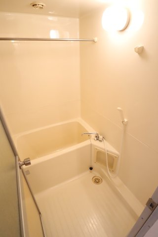 大阪市城東区中央１丁目の賃貸マンションの浴室