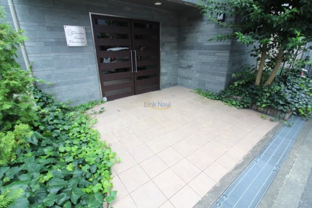 【エントランス】 | ジュネーゼグラン弁天町