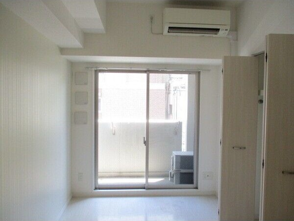 イーストヴィラ梅田の洋室