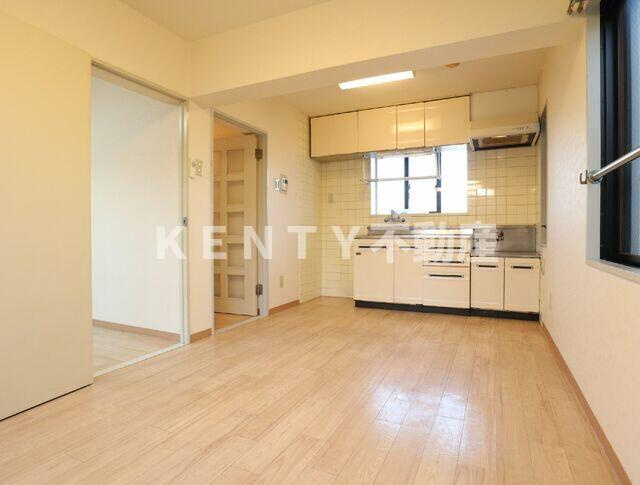 【居間・リビング】 | ベルトピア池上 | その他部屋スペース