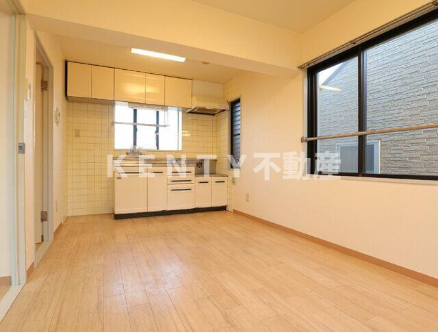 【居間・リビング】 | ベルトピア池上 | その他部屋スペース