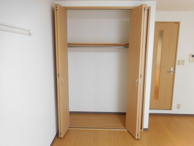 プライムコート南松原の収納