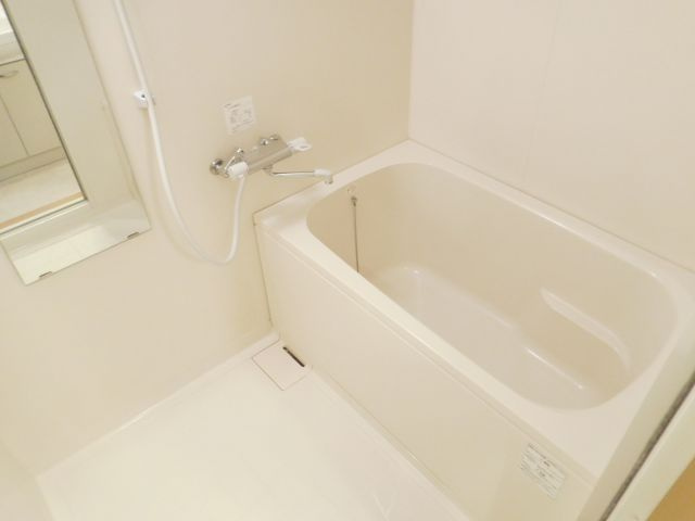 プライムコート南松原の浴室